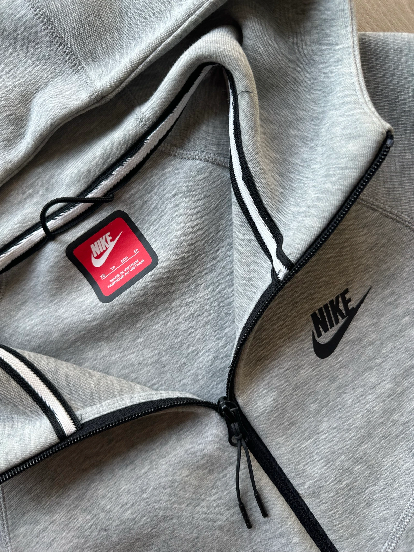 Sudadera Nike Tech – photo 4